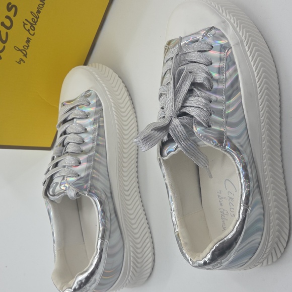 Holographic Women's Platform Sneakers Size 9 - Picture 15 of 16